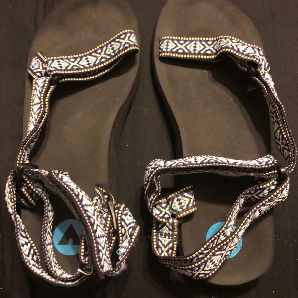 Black sandals